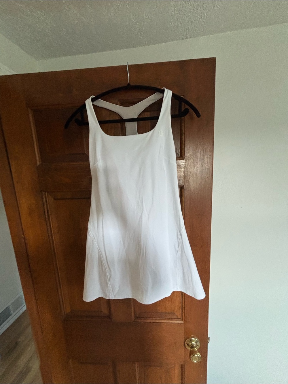 lululemon athletica White Cross-Back Tank